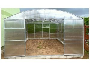 Stačiasienis šiltnamis